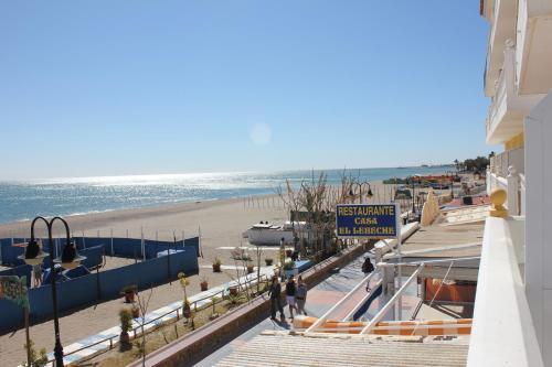 Apartamentos Guaquin Torremolinos Exterior photo