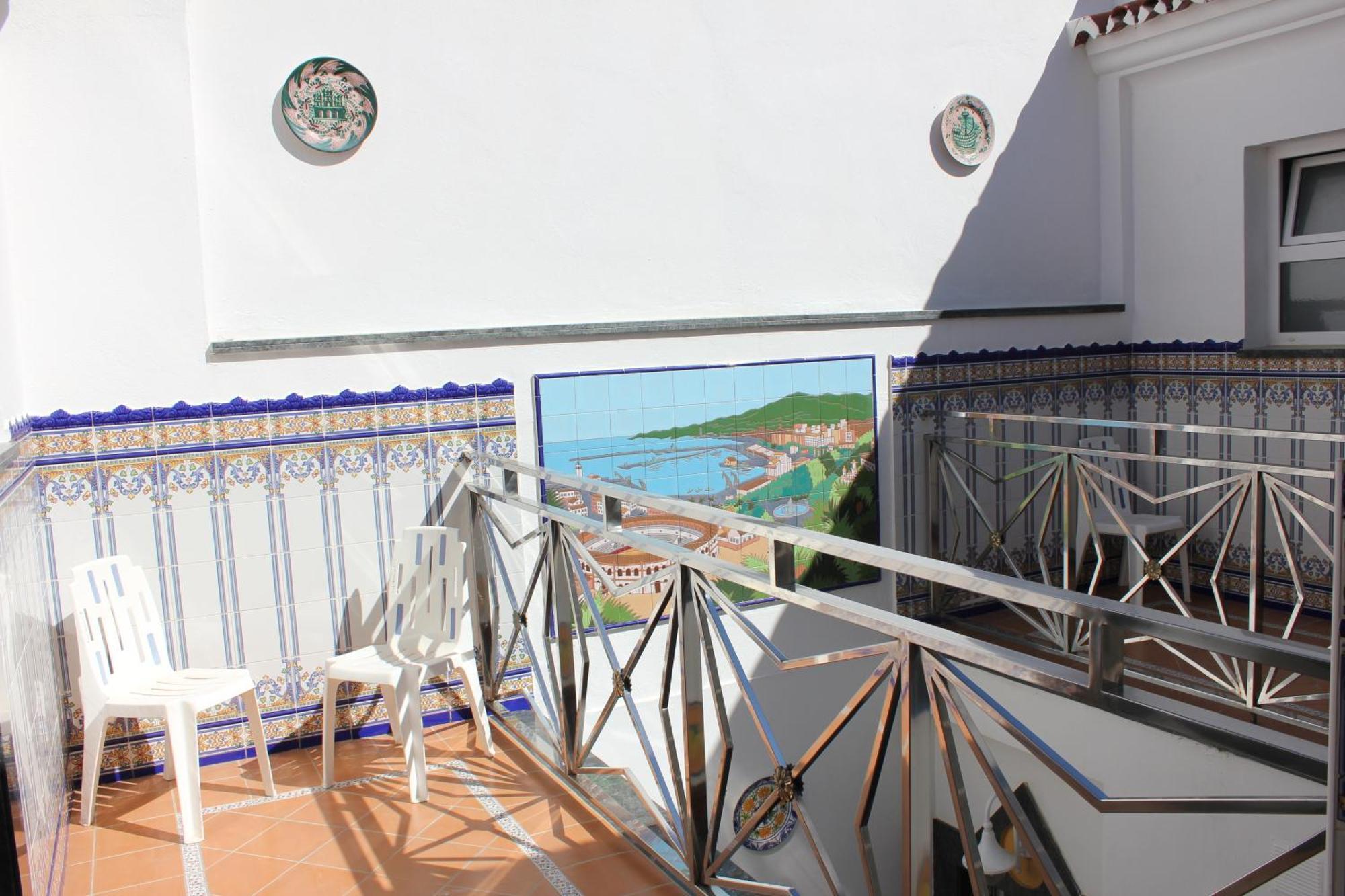 Apartamentos Guaquin Torremolinos Exterior photo
